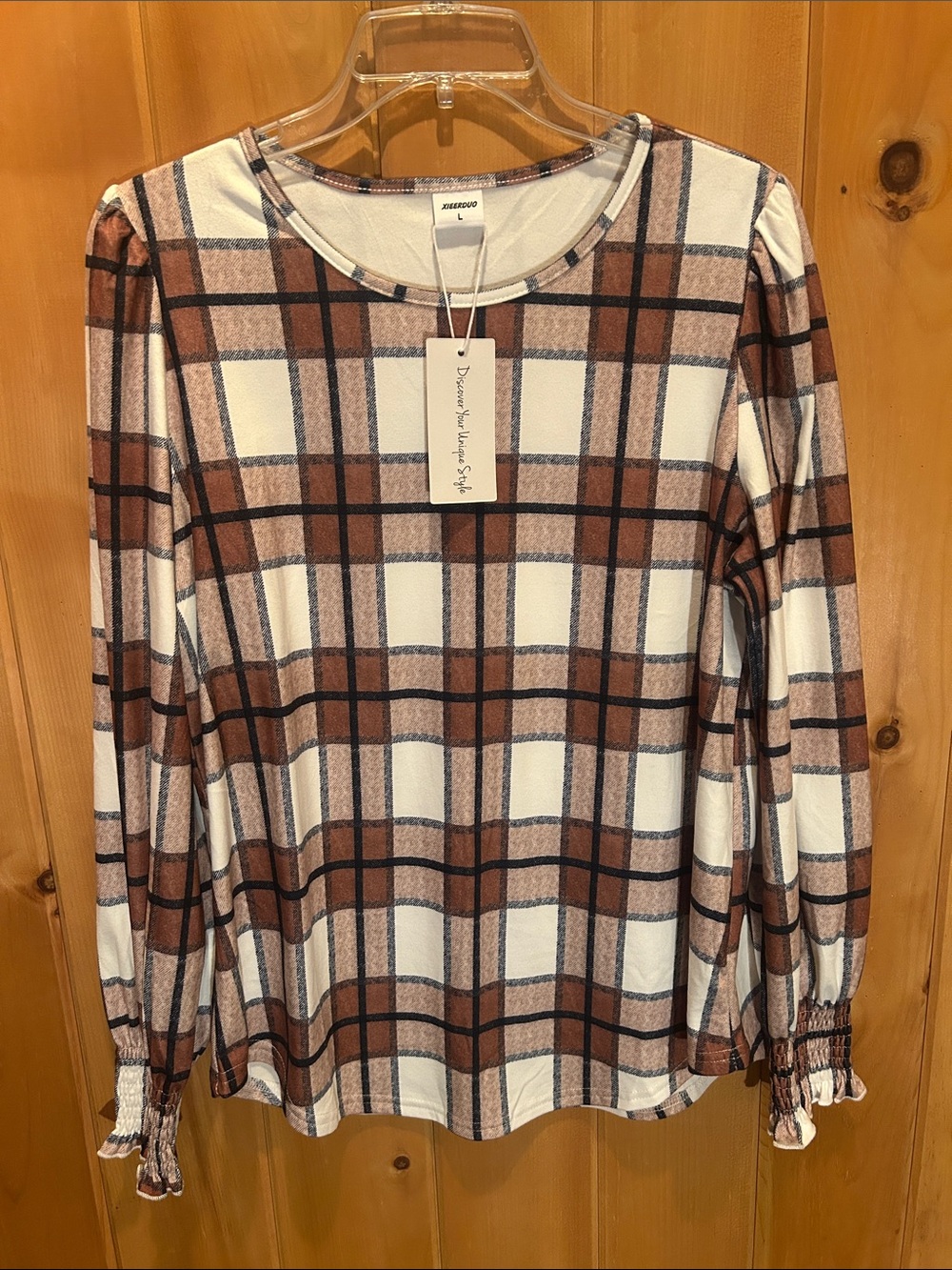 Women’s Plaid Long-Sleeve Top in Brown and White